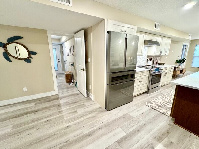 Building Photo - 4082 Belair Ln
