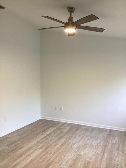 Building Photo - 20970 Vía Oleander