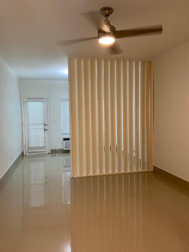 Building Photo - 6498 Collins Ave