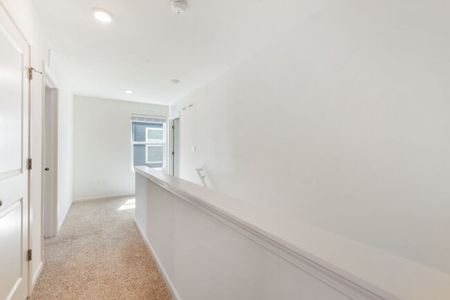 Building Photo - 1399 Grand Tetons Dr