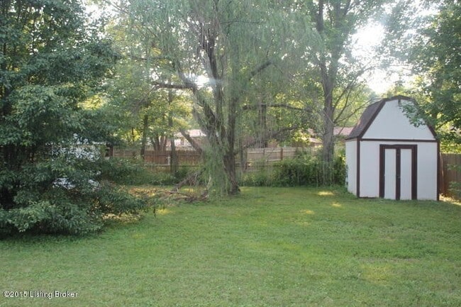 Building Photo - 6610 Stana Dr