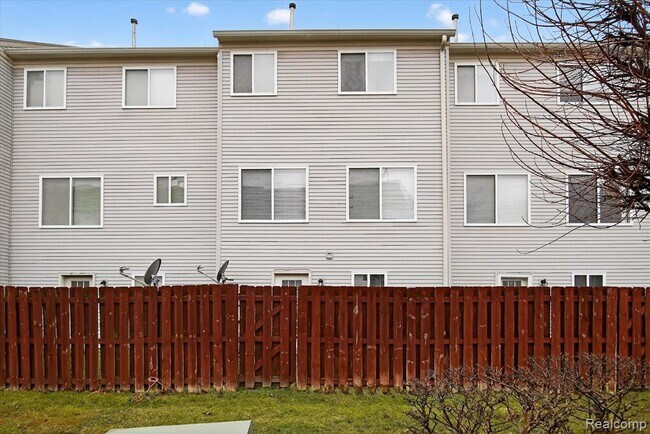 Building Photo - 36366 Dominion Cir