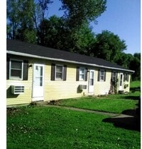 Building Photo - Green Valley Apartments