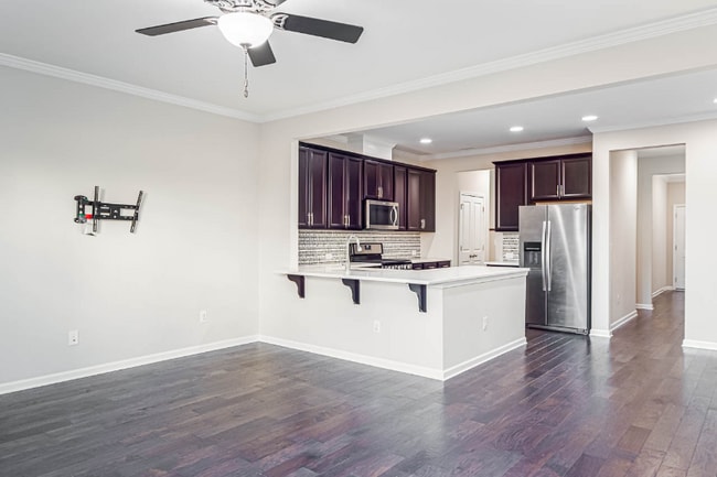 Building Photo - 268 Rubrum Dr