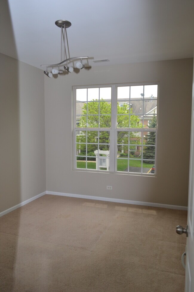 Building Photo - 10225 Camden Ln