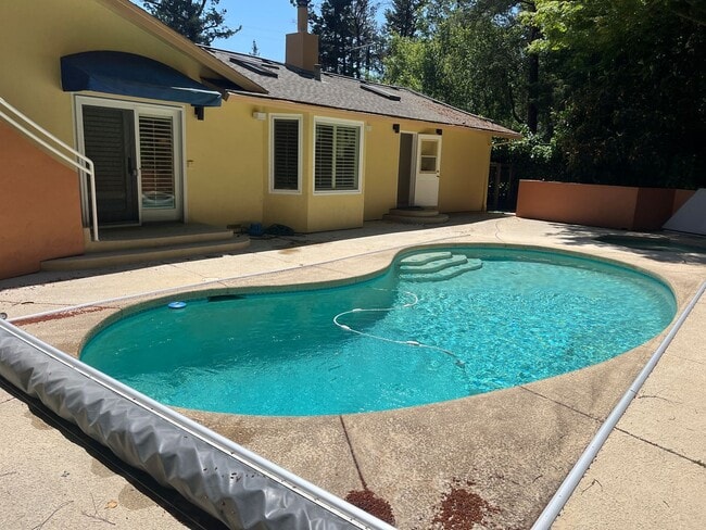 Building Photo - NEW YEAR NEW HOME! Amazing North Bay Oasis in coveted area of East Santa Rosa w/outdoor pool and ...