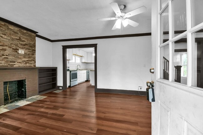 Building Photo - Quant Brick Single Family Rental - Now Available