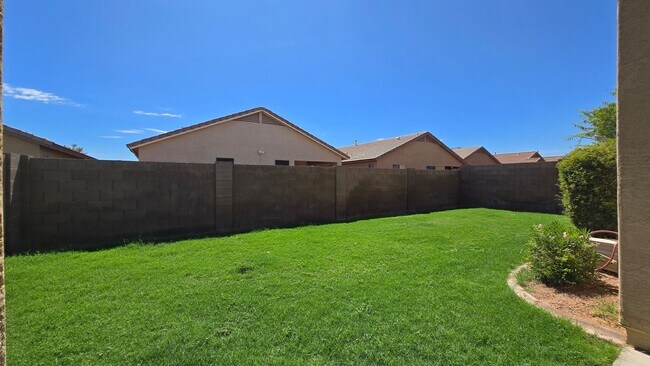 Building Photo - 12523 W Estero Ln