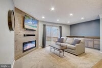 Building Photo - 1011 Ellicott Dr