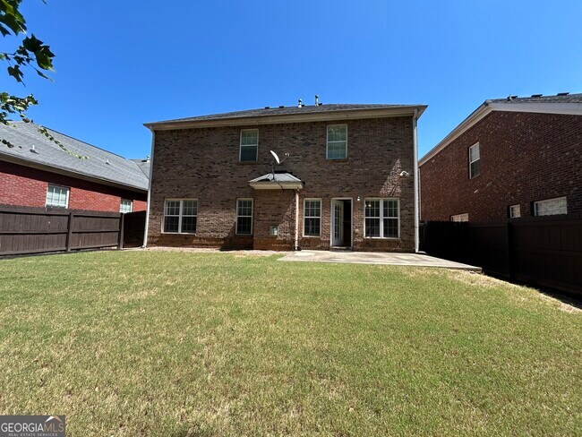 Building Photo - 765 Scenic Creek Dr SW
