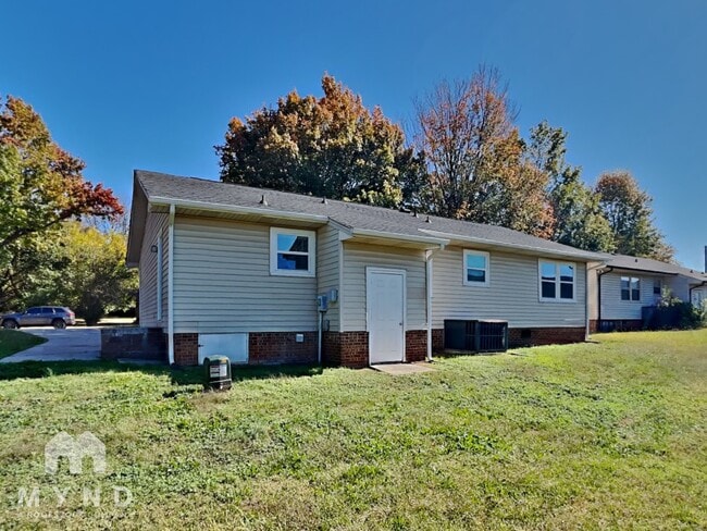 Building Photo - 1509 Whisnant St