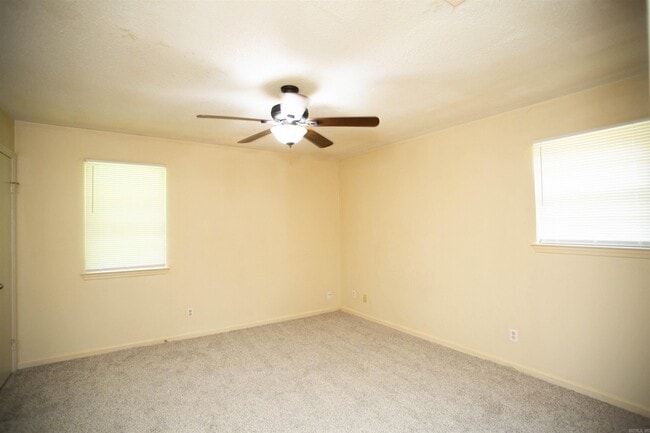 Building Photo - 5320 Timberland Dr