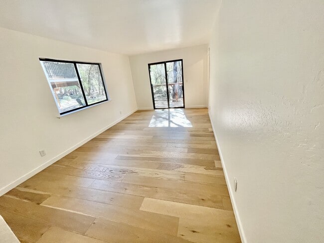 Building Photo - 17675 Foxtail Dr