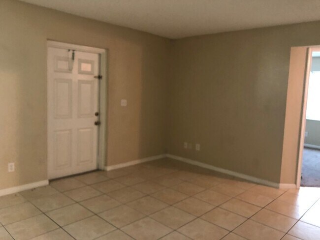 Building Photo - 510 M St