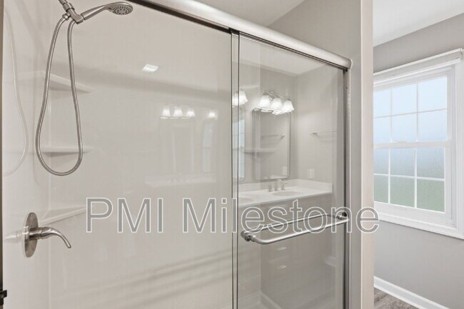 Building Photo - 233 Carmack Dr