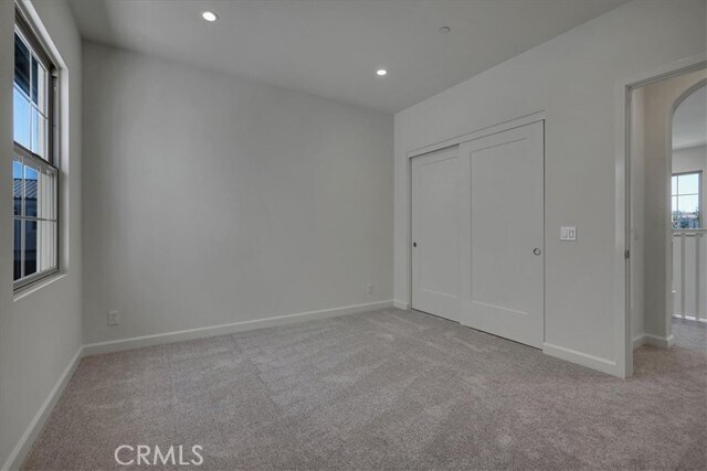 Building Photo - 228 Birdseye