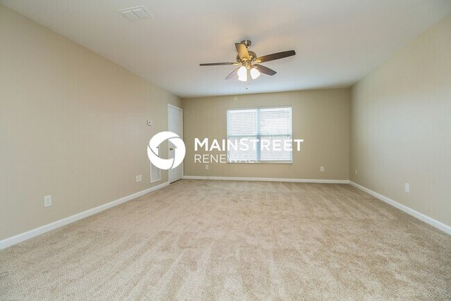 Building Photo - 4 Bedroom Pet-Friendly Home in Spring Hill...