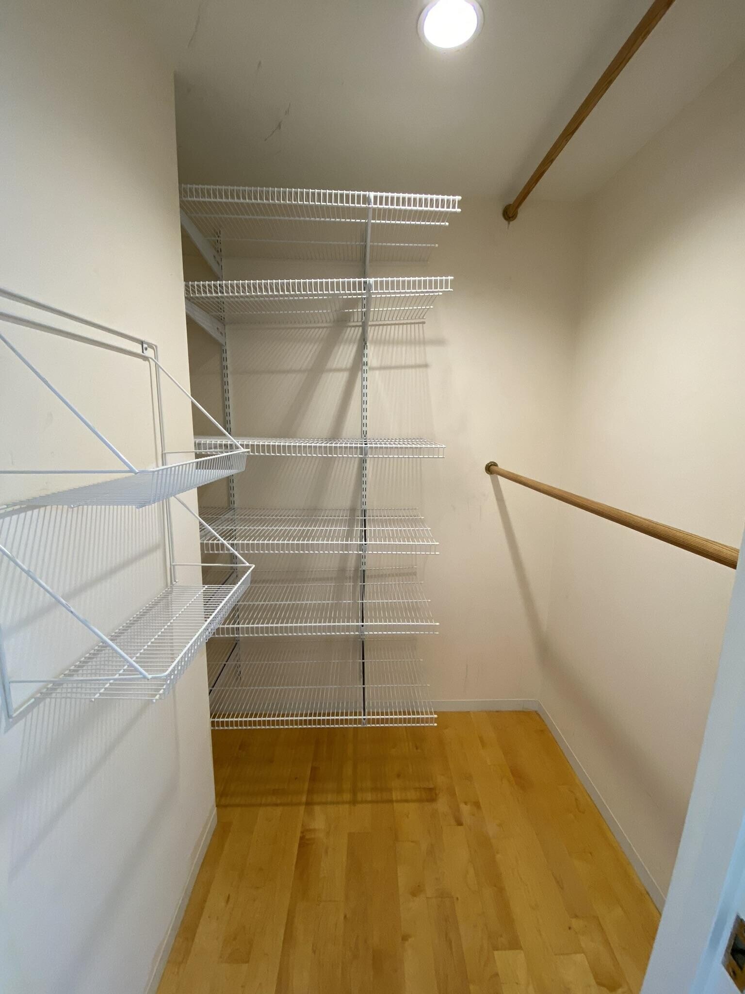 Building Photo - 931 Massachusetts Ave