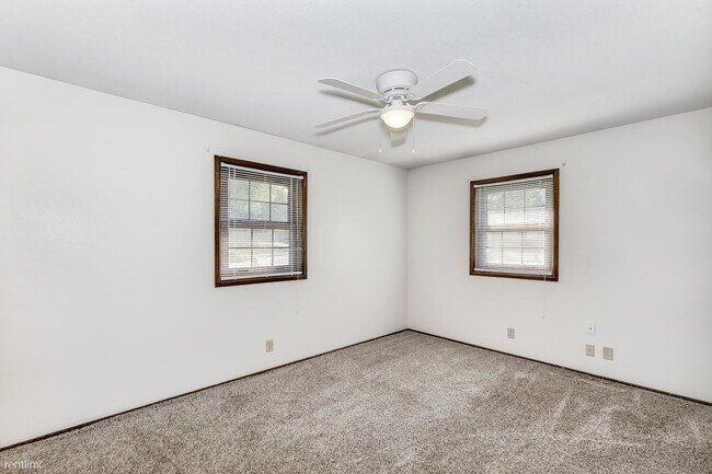 Building Photo - 3 br, 3 bath House - 1306 N Brookfield Ln