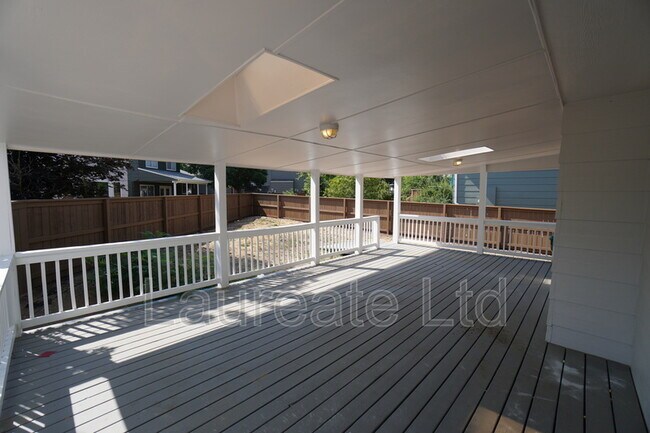 Building Photo - 10182 Woodrose Ct