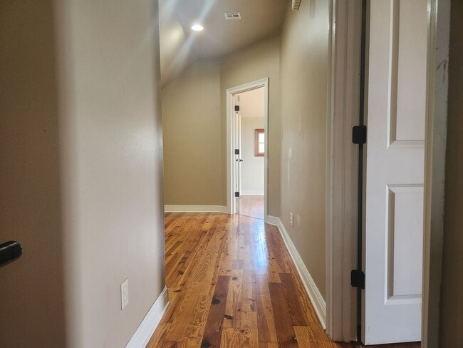 Building Photo - Beautiful 4 Bedroom Home with 3 Baths | 2,692 Sq Ft | $3,300/mo