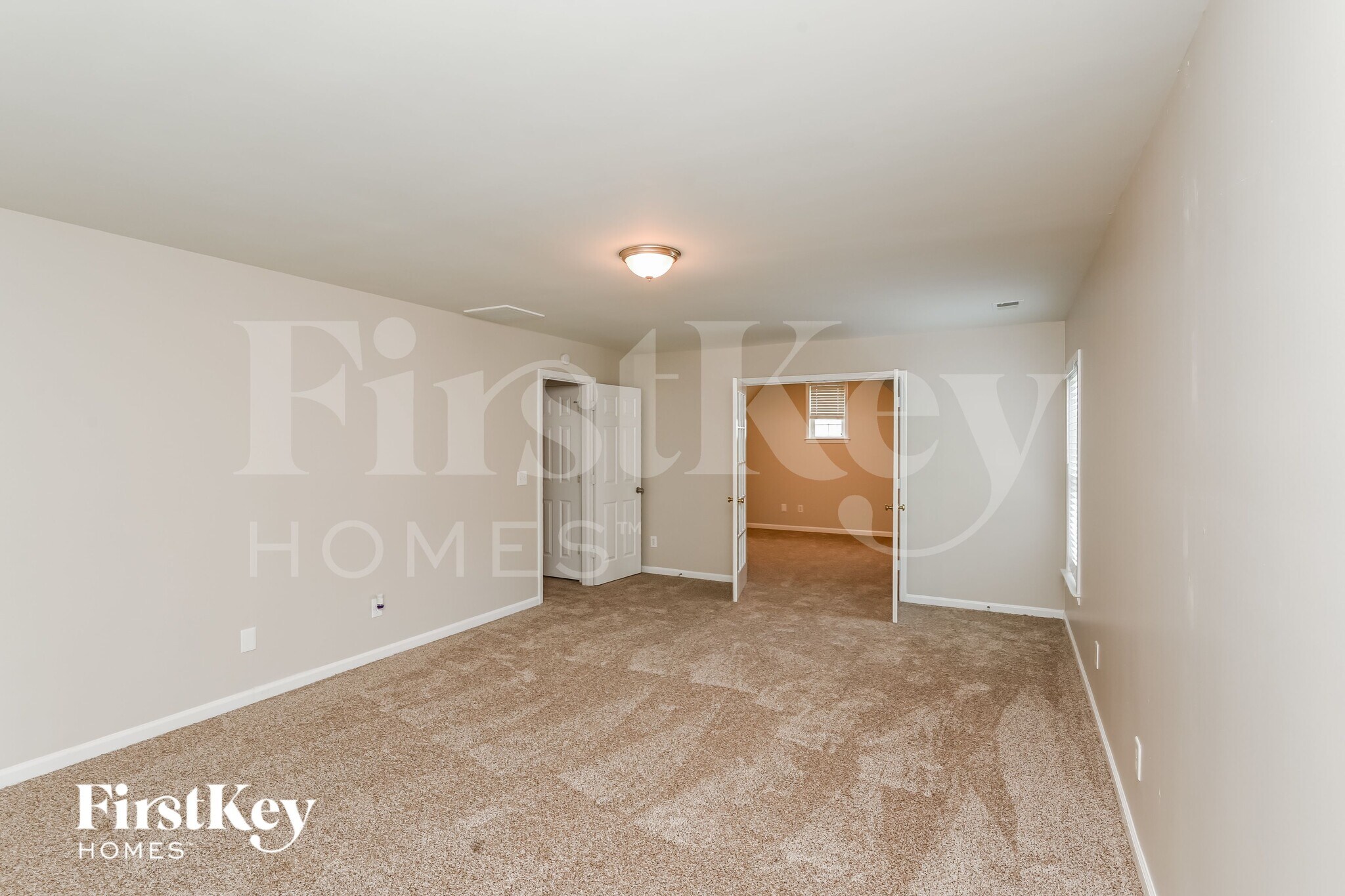 Building Photo - 2424 Coneflower Dr