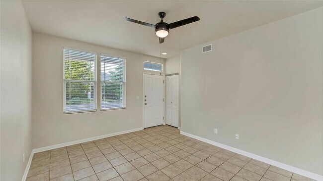 Building Photo - 334 Newberry Tr