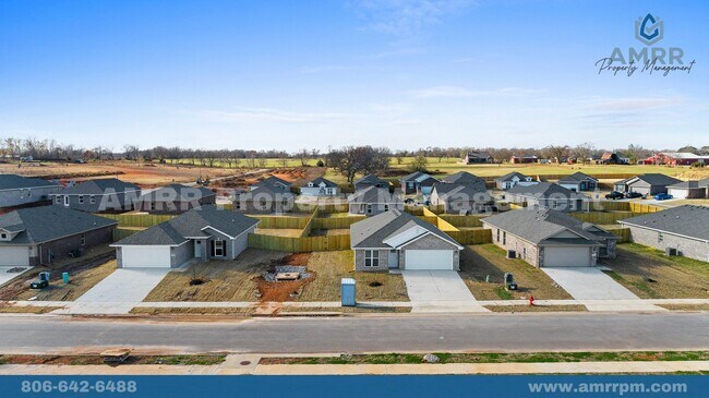 Building Photo - Modern 4-Bedroom Home – Perfect for Growing Families!