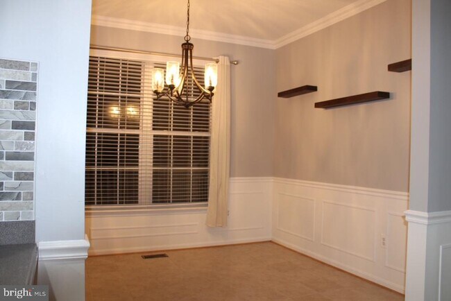 Building Photo - 222 Mary Jane Ln