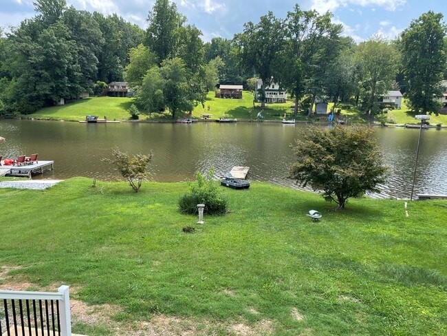 Building Photo - Lake Front House with Screened in Porch