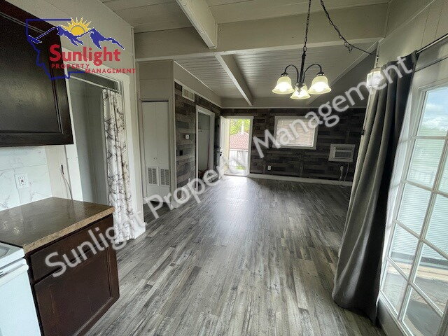 Building Photo - "Charming 2-Bed Oasis in Prime Billings Lo...