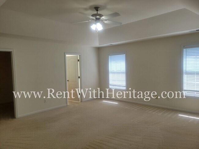 Building Photo - WOW!!!......COME SEE THIS GORGEOUS 4 BEDROOM / 3 BATH HOME IN THE POPULAR KINGSWOOD SUBDIVSION-A ...