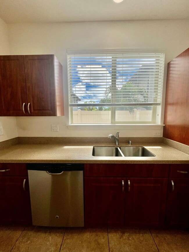 Building Photo - 4 Bedroom 2-Story house at Kahiwelo, Makak...