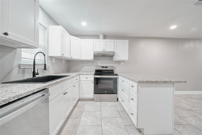 Building Photo - 365 Audrey Ln