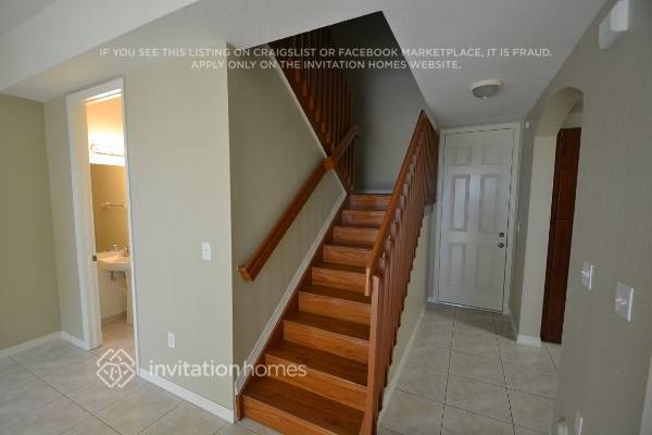 Building Photo - 8920 SW 228th Ln