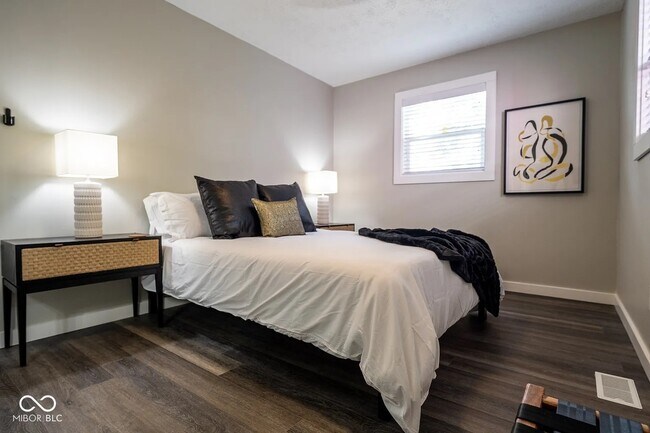 Building Photo - 1929 Prospect St