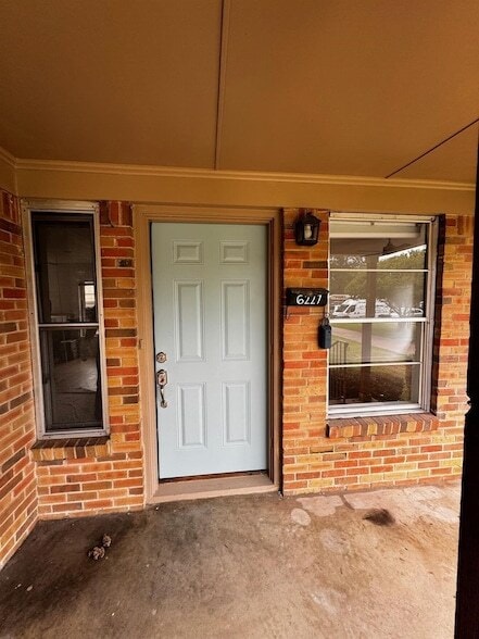 Building Photo - 6227 St Moritz Ave