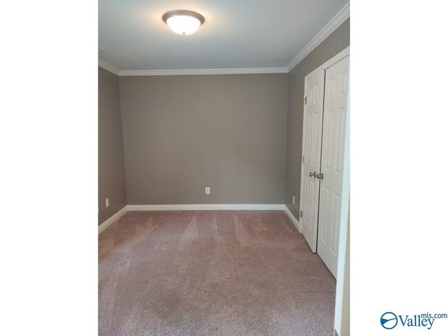 Building Photo - 3102 Connomara Ct SE