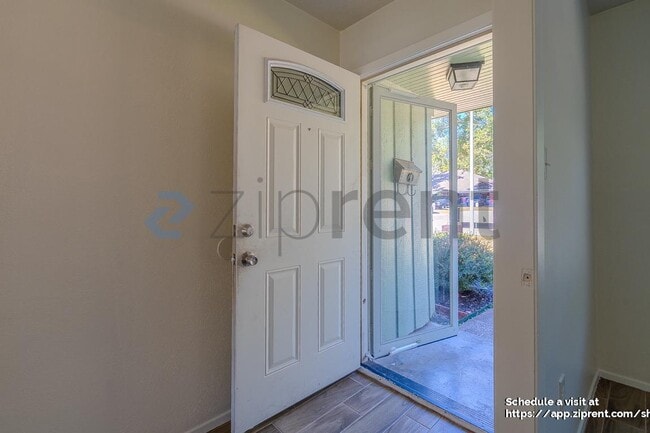 Building Photo - 958 Wavecrest Ln