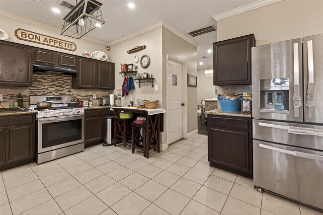 Building Photo - 3611 Stacy Park Cir