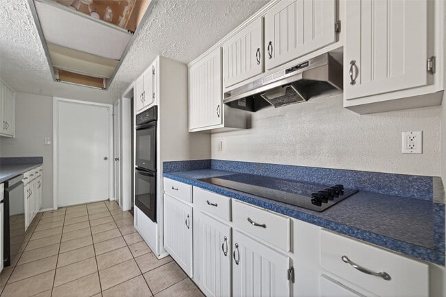 Building Photo - 23107 Bright Star Rd