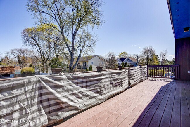 Building Photo - 167-169-169 N Main St