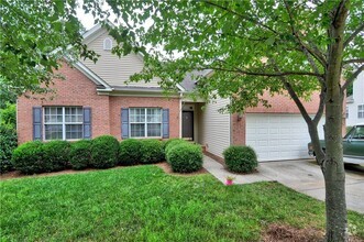 Building Photo - CORNELIUS RANCH 4 BEDROOM/FENCEDYARD