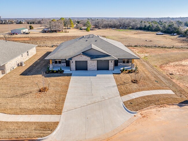 Building Photo - Newer Home in Washington under $1,500!