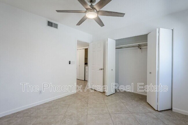 Building Photo - 3778 E Acoma Dr