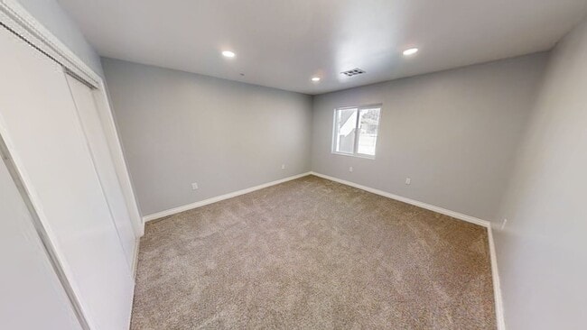 Building Photo - 14565 Cabazon St