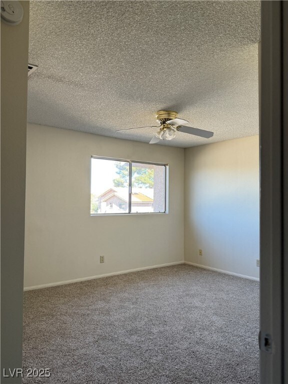 Building Photo - 3367 Reka St