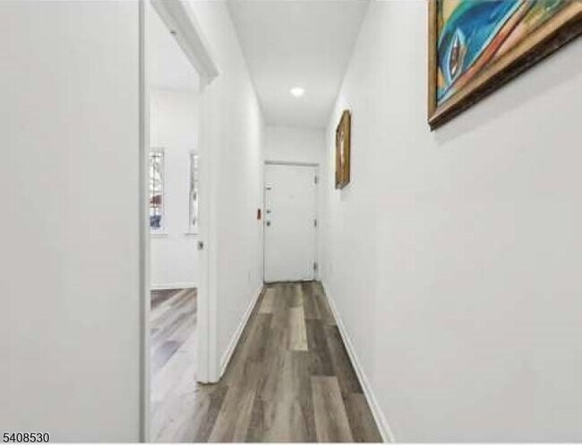 Building Photo - 430 Ocean Ave