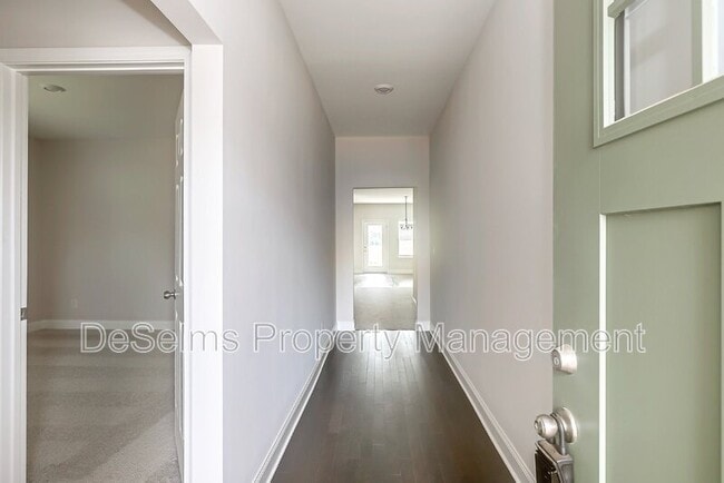Building Photo - 360 Telavera Dr