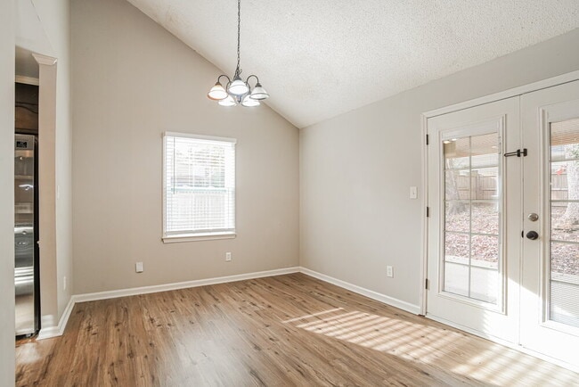 Building Photo - 7317 Rockwood Forest Ln